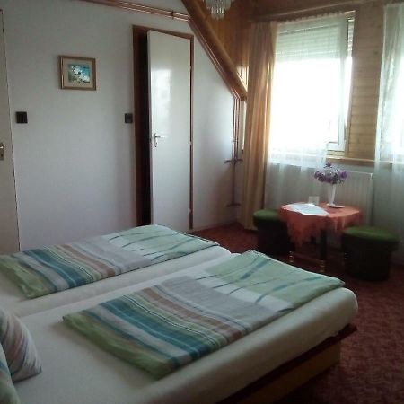 Hotel Kata Vendégház Balatonfüred Exterior foto
